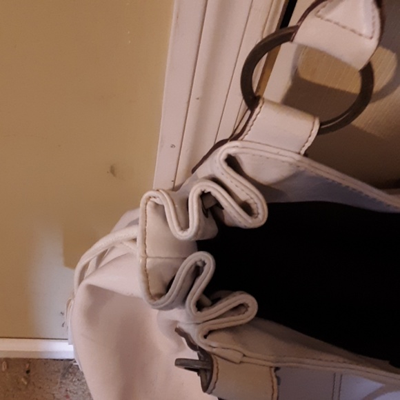 Handbag - Picture 4 of 5